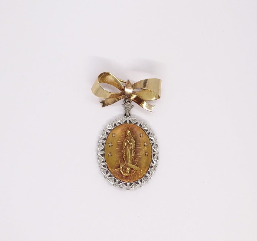Broche / Alfiler Lazo "Virgen de Guadalupe"   Oro rosa, blanco y diamantes talla antigua, 60's